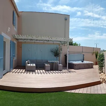 Holiday home Oasis *
