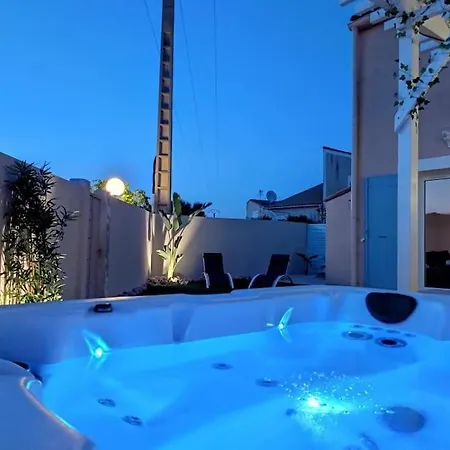 Oasis Holiday home *